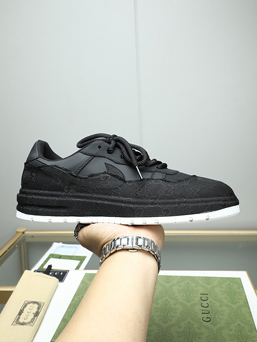 Gucci * Men's Edition Code: 0326C40 Size: 38-44