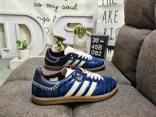 062Adidas WB SAMBA JH9825's classic Originals in recent years are made of genuine suede leather, fea