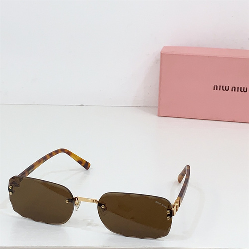 MU126AV