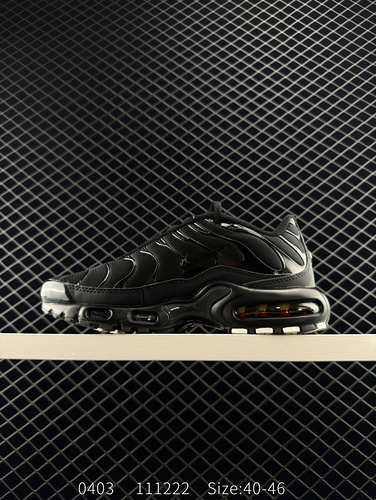 True label ✅ The Nike Air Max Plus is a representative of alternative shoes under Nike. It was born 