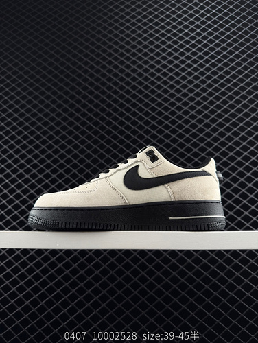The company level Nike Air Force 1 Low is a versatile casual sports board shoe with soft and elastic