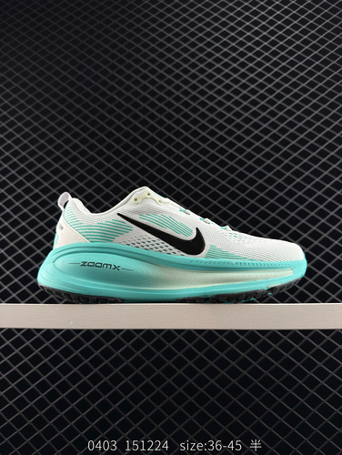 True label ✅ The Nike VOMERO 18 is a comfortable, shock-absorbing, non slip low top running shoe wit