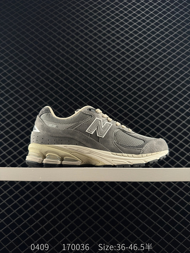 1 New Balance 2002 vintage item, pure original batch ‼️ The shoes continue the classic technology, a
