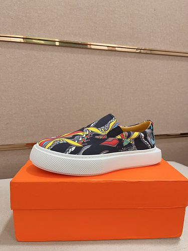 Hermes * Men's Edition Code: 0406B60 Size: 38-44 (Customizable 45, non refundable)