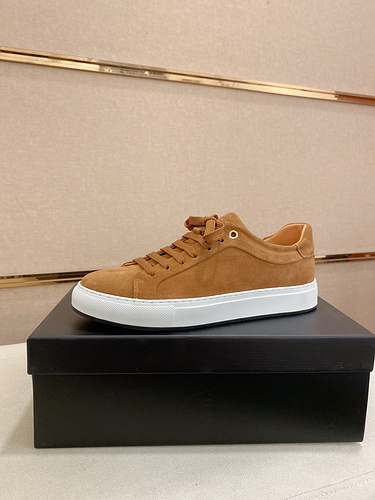 BOSS * Male Code: 0407B40 Size: 38-44