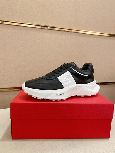 Valentino Men's Edition Code: 0406B Size: 39-44 (Customizable 45, non refundable)