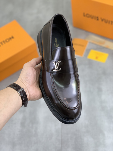LV * Men's Code: 0413B90 Size: 39-44 (38 45 customized)