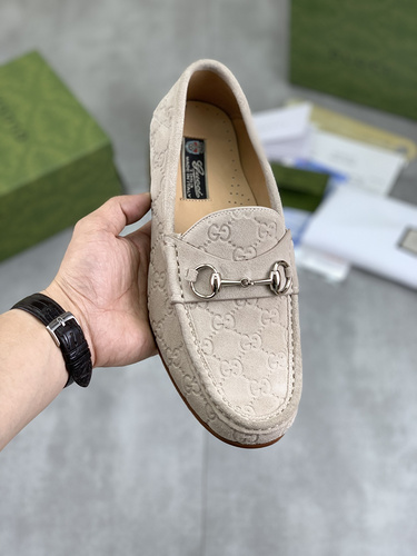 Gucci * Men's Edition Code: 0413C00 Size: 38-44