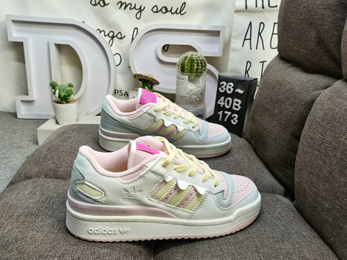 173D Adidas Forum Low CL JR32 low top versatile trendy casual sports board shoes. Based on the appea