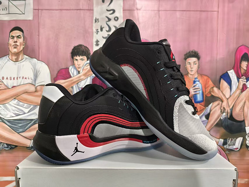 White Black Red 40-46