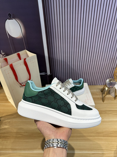 McQueen * couple code: 0514C40 Size: Female 34-41, Male 38-46 (Female size 34) 40.41, men's size 38.