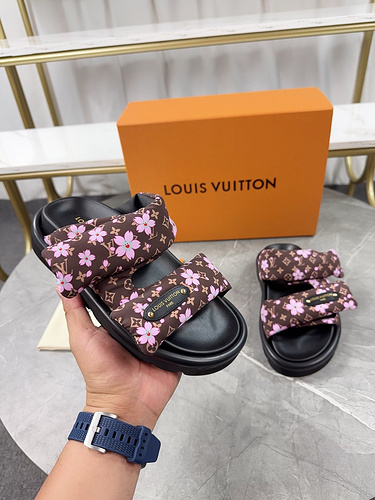 LV * couple code: 0514B40 Size: 35-45 (45 customized)