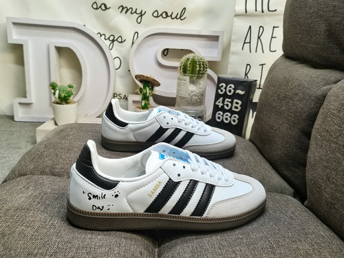 666DAdidas SAMBA OG's classic Originals original suede leather production in recent years, with slen