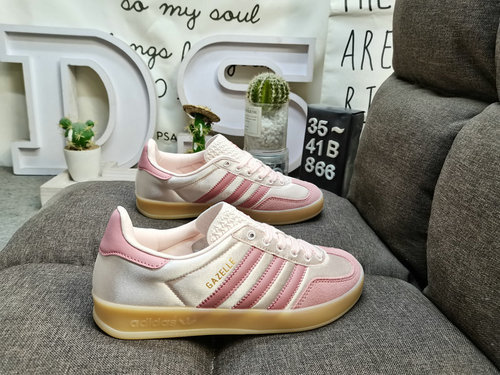 866D Adidas Gazelle Indoor JI29 casual, wear-resistant, lightweight, low top board shoes. This Adida