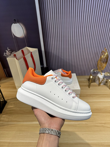 McQueen * couple code: 0514C40 Size: Female 34-41, Male 38-46 (Female size 34) 40.41, men's size 38.