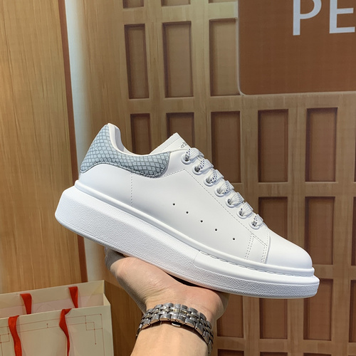 McQueen * couple code: 0514C40 Size: Female 34-41, Male 38-46 (Female size 34) 40.41, men's size 38.