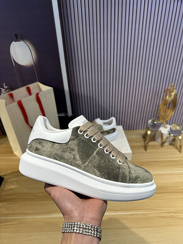 McQueen * couple code: 0514C40 Size: Female 34-41, Male 38-46 (Female size 34) 40.41, men's size 38.