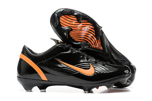 Arrived) Nike Assassin 1st generation Da Luo exclusive FG football shoes Nike Mercurial Vapor 1FG39-
