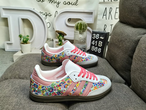 866DAdidas SAMBA OG JI02's classic Originals in recent years are made of genuine suede leather, feat