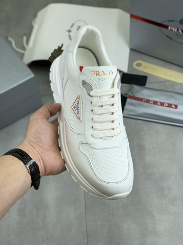Prada * Men's Edition Code: 0507C20 Size: 38-45