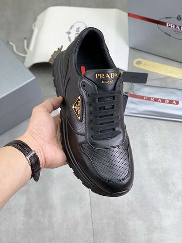 Prada * Men's Edition Code: 0507C20 Size: 38-45