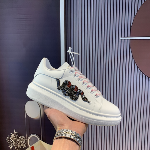 McQueen * couple code: 0514C40 Size: Female 34-41, Male 38-46 (Female size 34) 40.41, men's size 38.