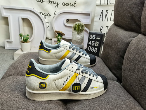 098D Adidas Three Leaf Clover Originals Superstar SD6822 Shell Head Classic Versatile Casual Sports 