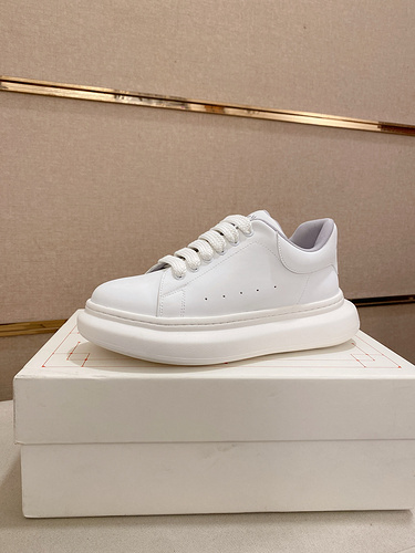 McQueen * Men's Edition Code: 0406B50 Size: 38-44