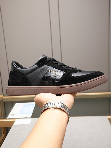 Prada * Men's Edition Code: 0509B40 Size: 38-44 (45 Customized)