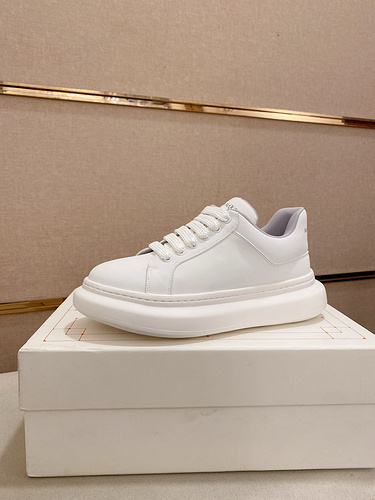 McQueen * Men's Edition Code: 0406B50 Size: 38-44