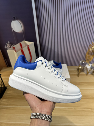 McQueen * couple code: 0514C40 Size: Female 34-41, Male 38-46 (Female size 34) 40.41, men's size 38.