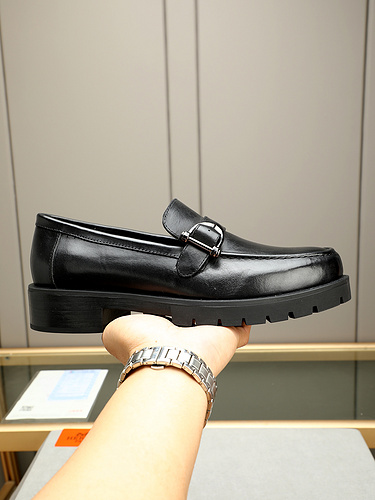 Hermes * Men's Edition Code: 0509B Size: 38-44 (45 customized)