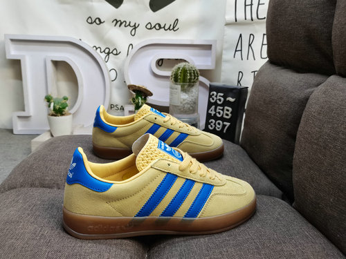 397D Adidas Gazelle Indoor JH5406 casual, wear-resistant, lightweight, low top board shoes. This Adi