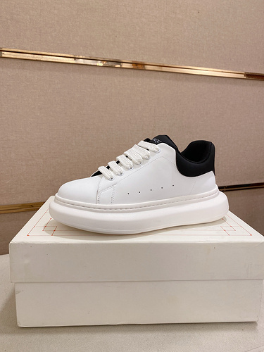 McQueen * Men's Edition Code: 0406B50 Size: 38-44