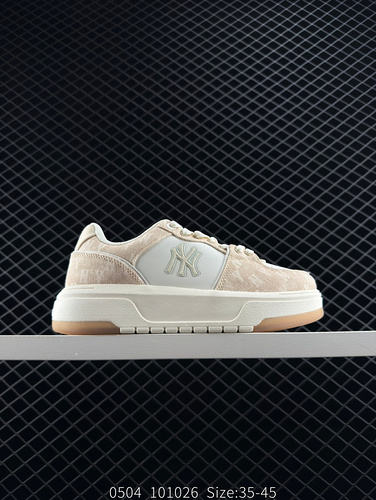 MLB Chunky Liner Basic is a popular item in the senior shoe series. It is a lightweight, height incr
