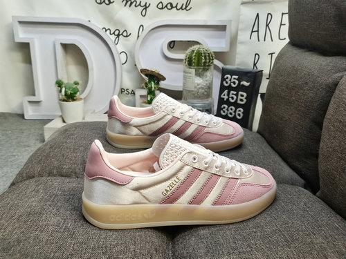 386D Adidas Gazelle Indoor JI29 casual, wear-resistant, lightweight, low top board shoes. This Adida