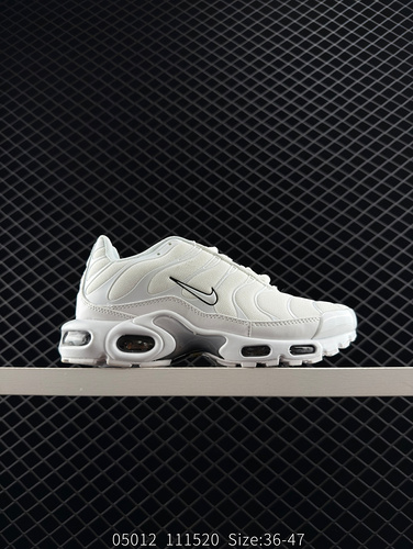 Nike men's and women's casual shoes, air cushioned running shoes, AIR MAX PLUS sports shoes, have a 