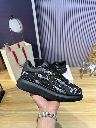 McQueen * couple code: 0514C40 Size: Female 34-41, Male 38-46 (Female size 34) 40.41, men's size 38.