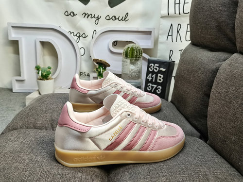 373D Adidas Gazelle Indoor JI29 casual, wear-resistant, lightweight, low top board shoes. This Adida