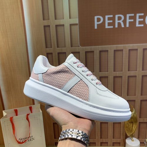 McQueen * couple code: 0514C40 Size: Female 34-41, Male 38-46 (Female size 34) 40.41, men's size 38.
