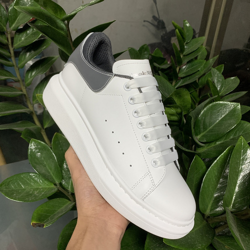 McQueen * couple code: 0514C40 Size: Female 34-41, Male 38-46 (Female size 34) 40.41, men's size 38.