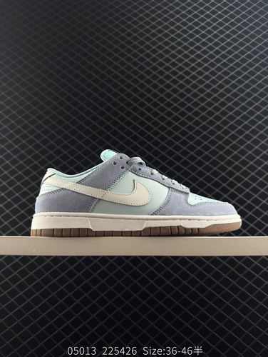 Nike Dunk Low SB series classic versatile casual sports board shoes with thick tongue filling, great