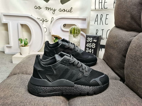 341D company level Adidas Nite Jogger Boost earthy color barcode Wang Jiaer endorsement knitted brea