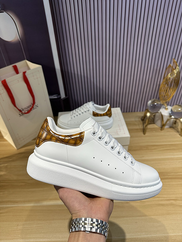 McQueen * couple code: 0514C40 Size: Female 34-41, Male 38-46 (Female size 34) 40.41, men's size 38.