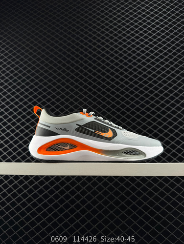 The Nike Zoom Winflo V2 running shoe features an engineered mesh design that cleverly combines Flywi