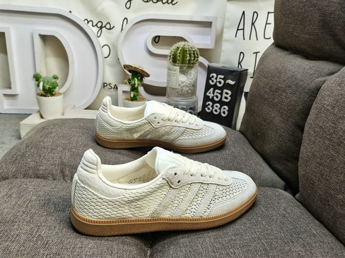 386DAdidas SAMBA OG W KK3528's classic Originals in recent years feature original suede leather prod